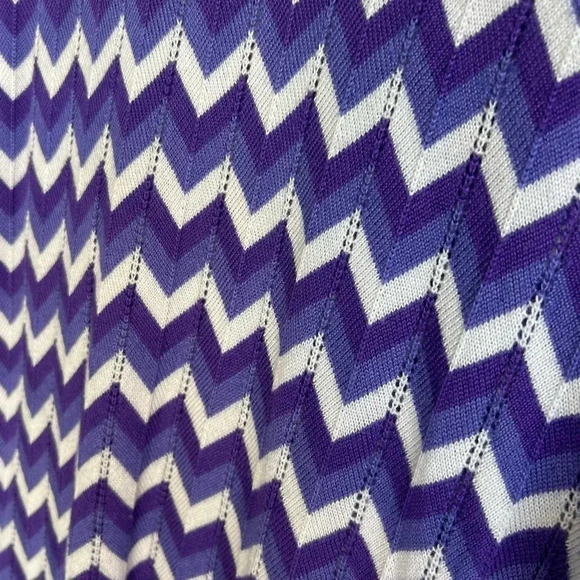 Alice + Olivia Size S Purple and white Chevron Striped A line Knit Sweater Dress - Picture 4 of 6